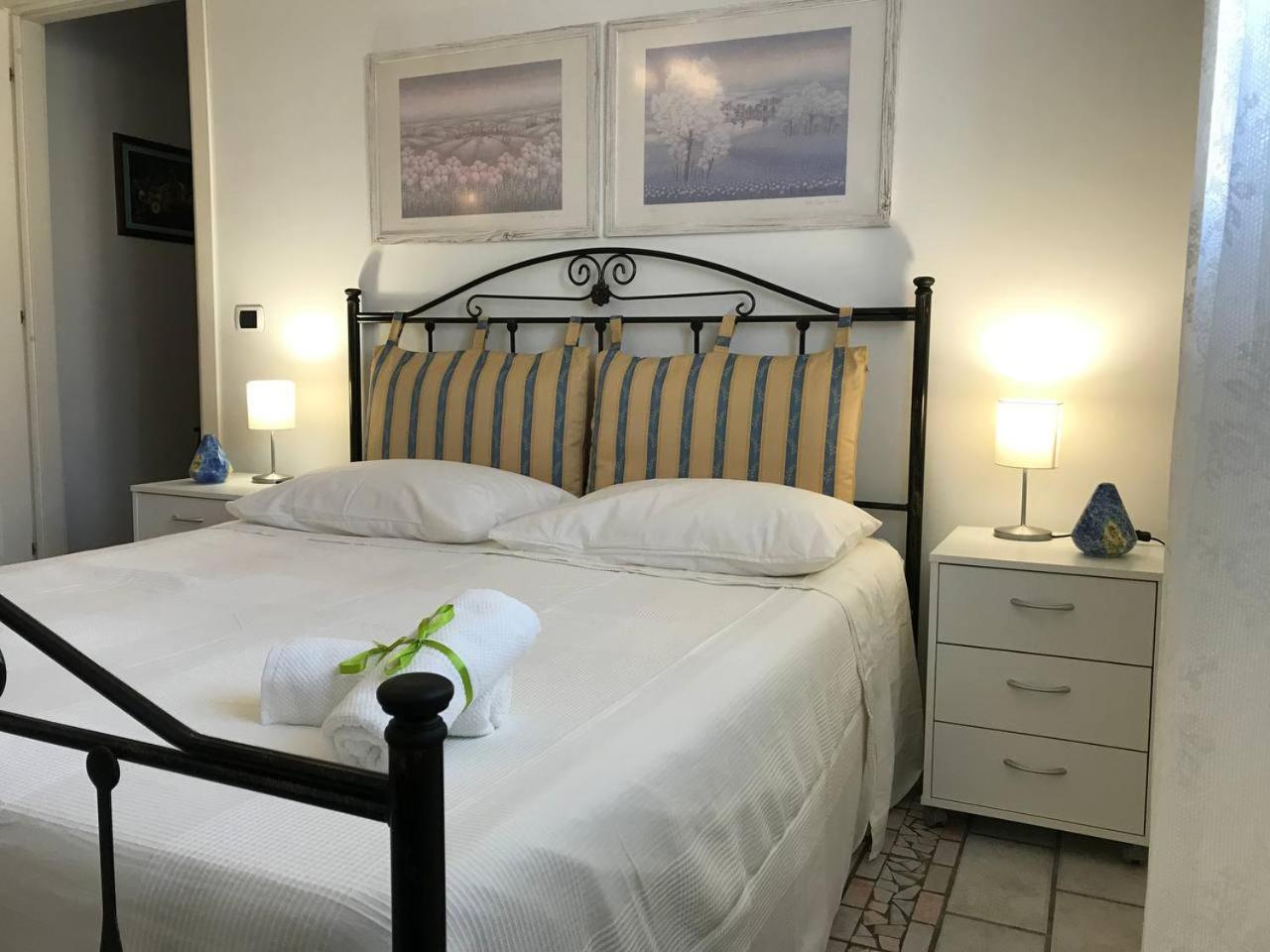 Casa vacanze Borgo marinaro Avola Esterno foto