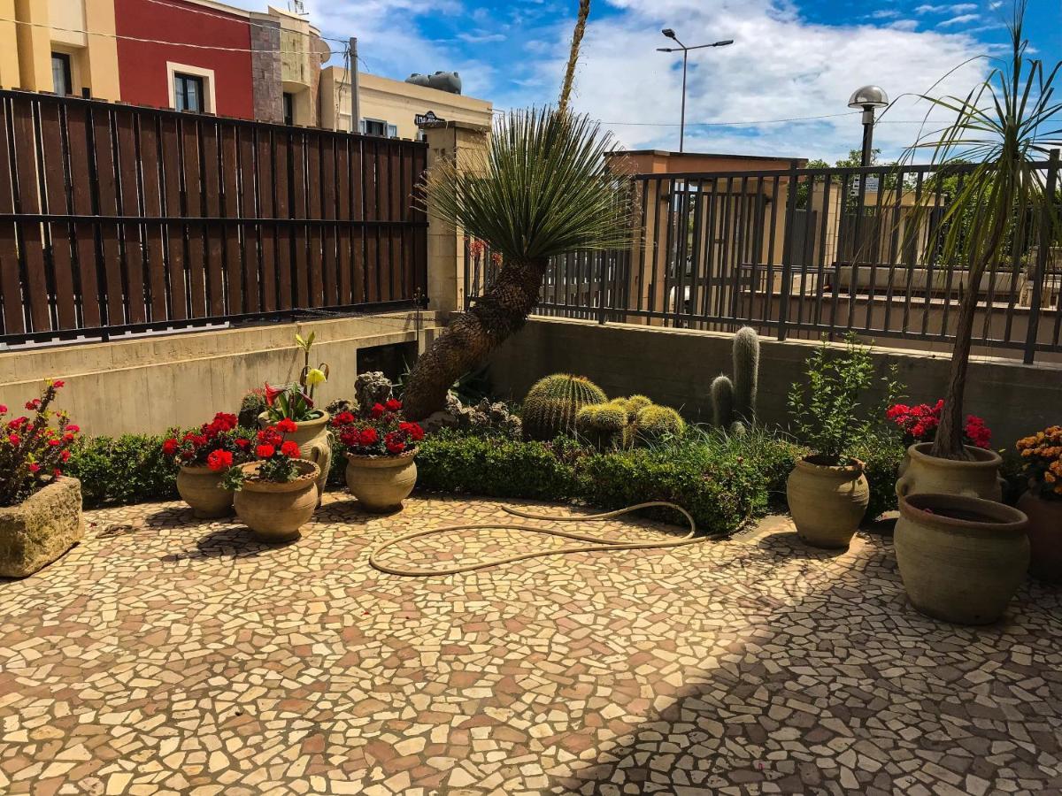 Casa vacanze Borgo marinaro Avola Esterno foto